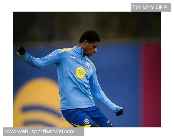 居莱尔失误被抢断费尔明抓住机会扳平比分拉什福德助攻展现团队配合 居莱尔失误被抢断费尔明抓住机会扳平比分拉什福德助攻展现团队配合