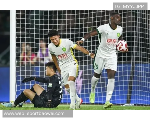 河内主帅称国安开局施压球员拼搏精神助力逆转胜利 河内主帅称国安开局施压球员拼搏精神助力逆转胜利